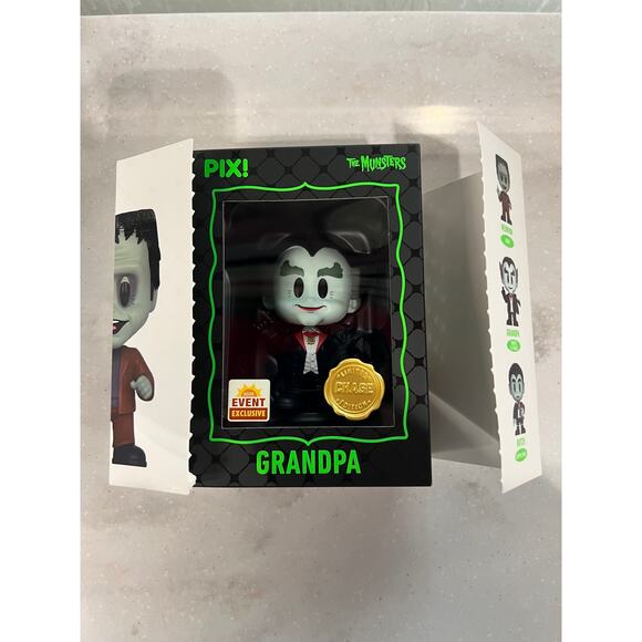 LIMITED EDITION CHASE EXCLUSIVE Grandpa Munster Thrilljoy Pix Horror Munsters - Picture 1 of 3